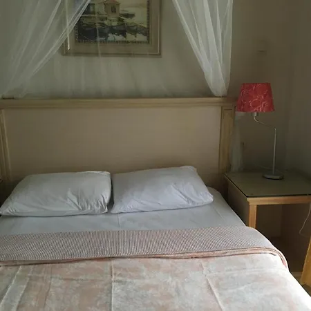 Melaike Hotel