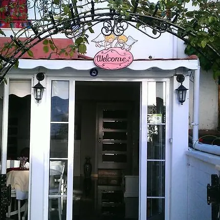 Melaike Hotel 3*