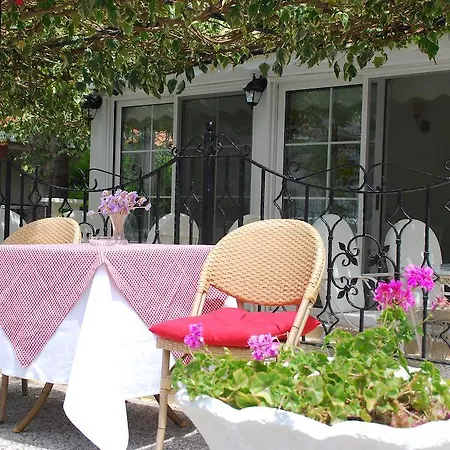 Hotel Melaike 3*