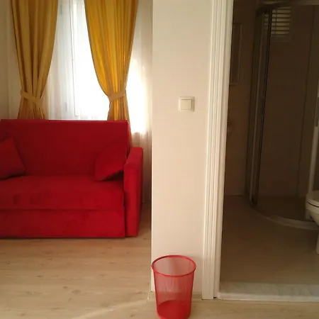 Melaike 3*