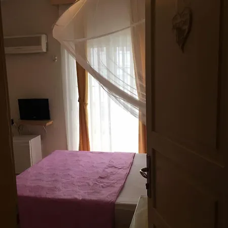 Melaike 3* Foça